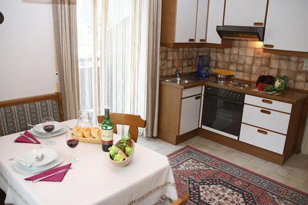 Gaestehaus Neuhauser Apartamento