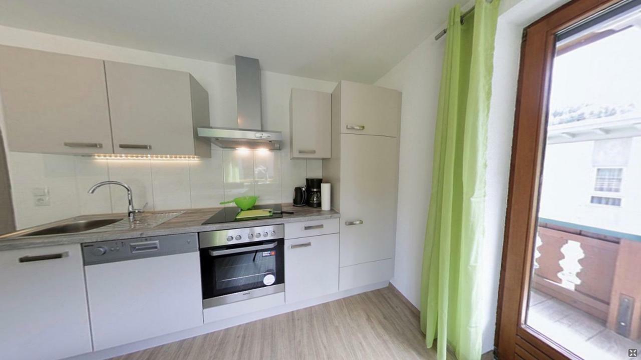 Gaestehaus Neuhauser Apartamento Zell am Ziller